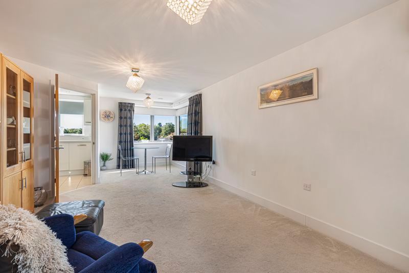 Property photo 2 of 16 Reception