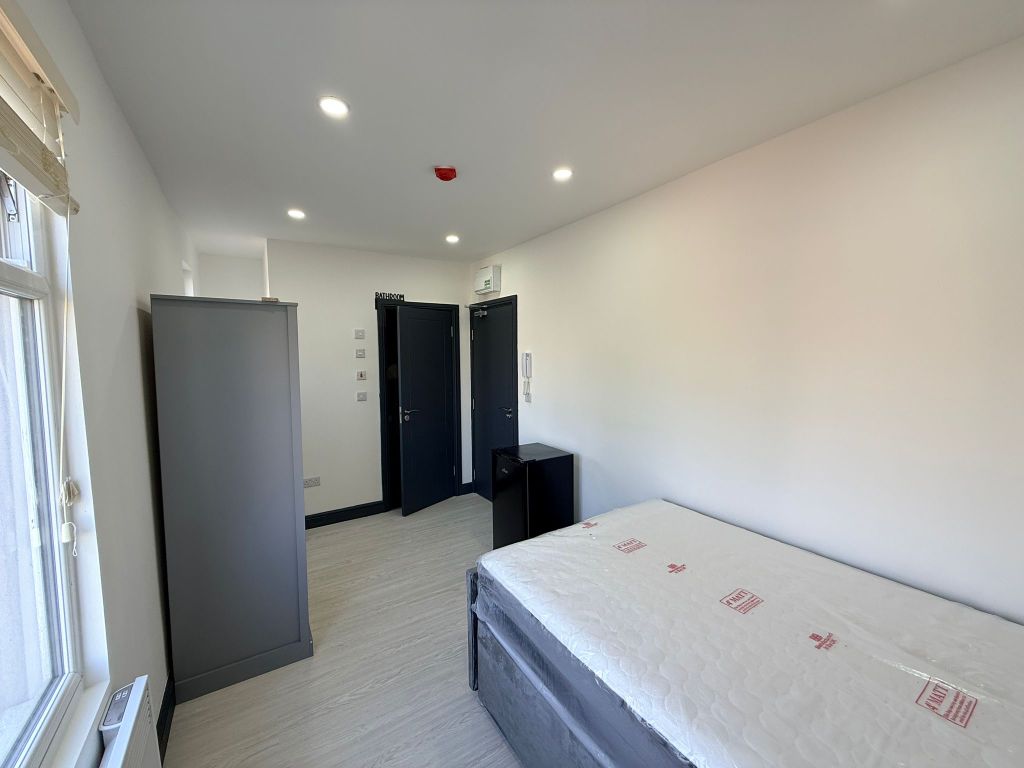 Property photo 3 of 3