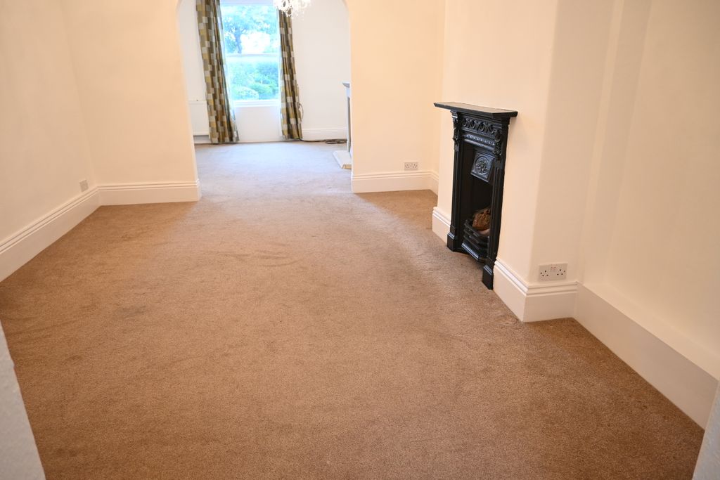 Property photo 3 of 11 Dsc_3915