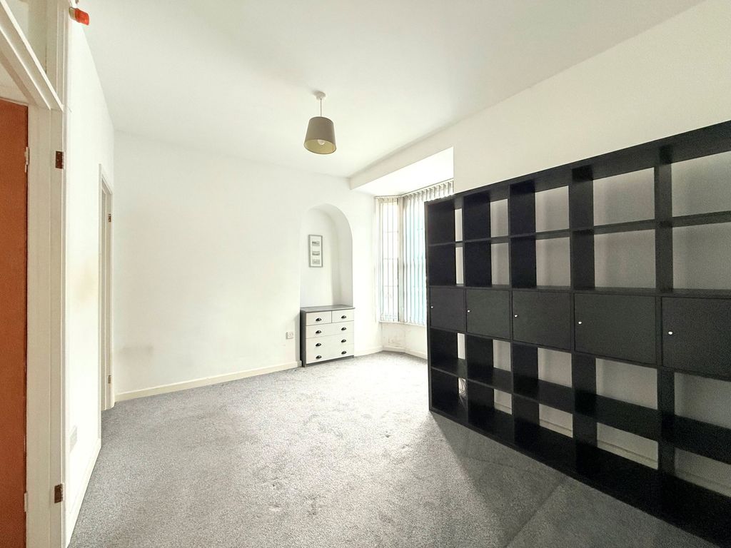 Additional image 3 of 1 bed flat for saleLower Market Street, Penryn TR10