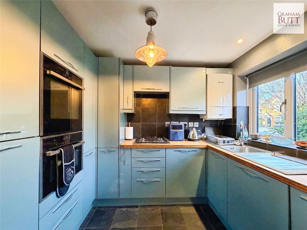 Property photo 2 of 13 Picture No. 03