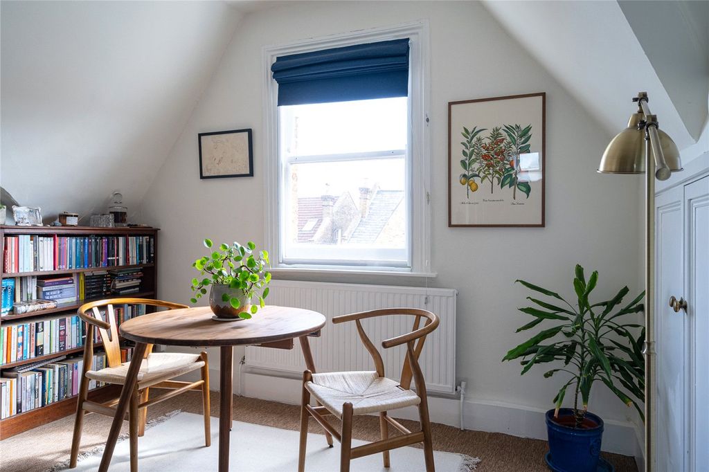 Property photo 3 of 11 Picture No. 16