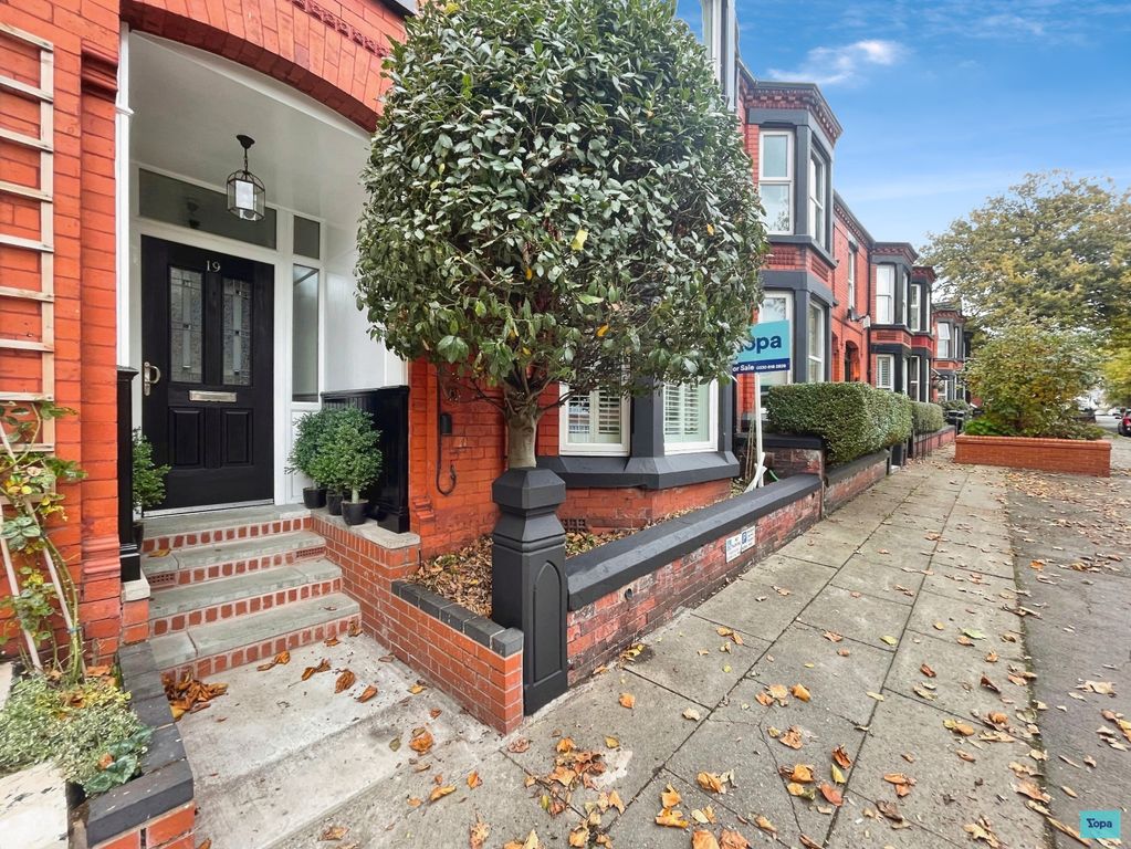 Property photo 2 of 37 26