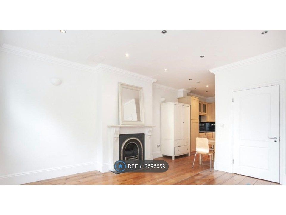 Property photo 1 of 10 Flat Photo 1