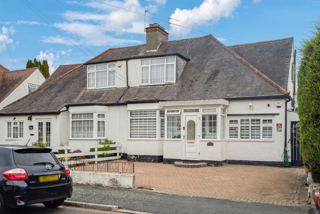 Property photo 1 of 24