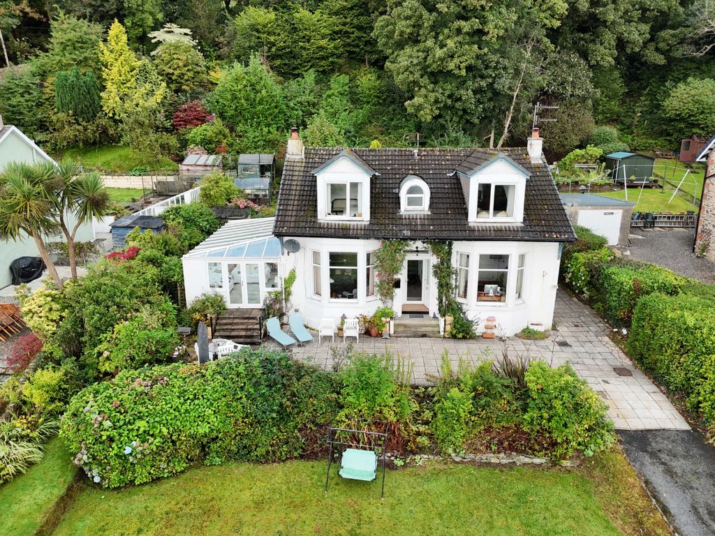 Property photo 1 of 38 5563311