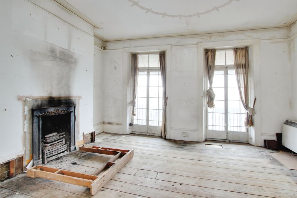 Property photo 3 of 13 Photography