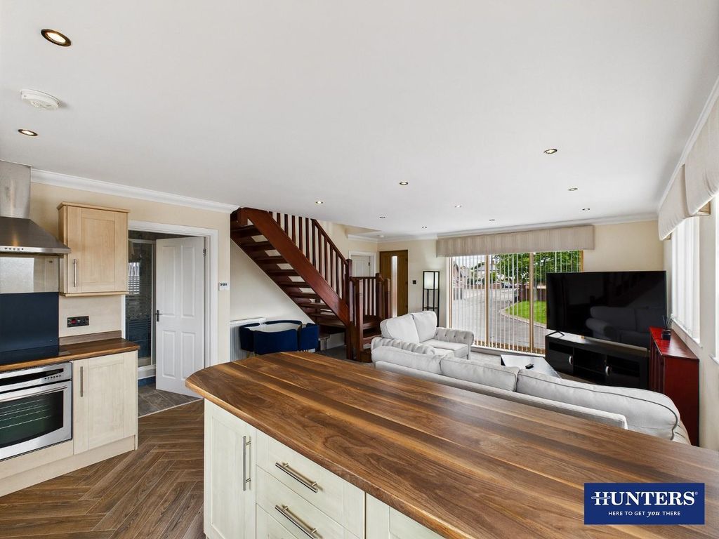 Additional image 4 of 3 bed detached bungalow to rentDunedin Place, Eastriggs DG12