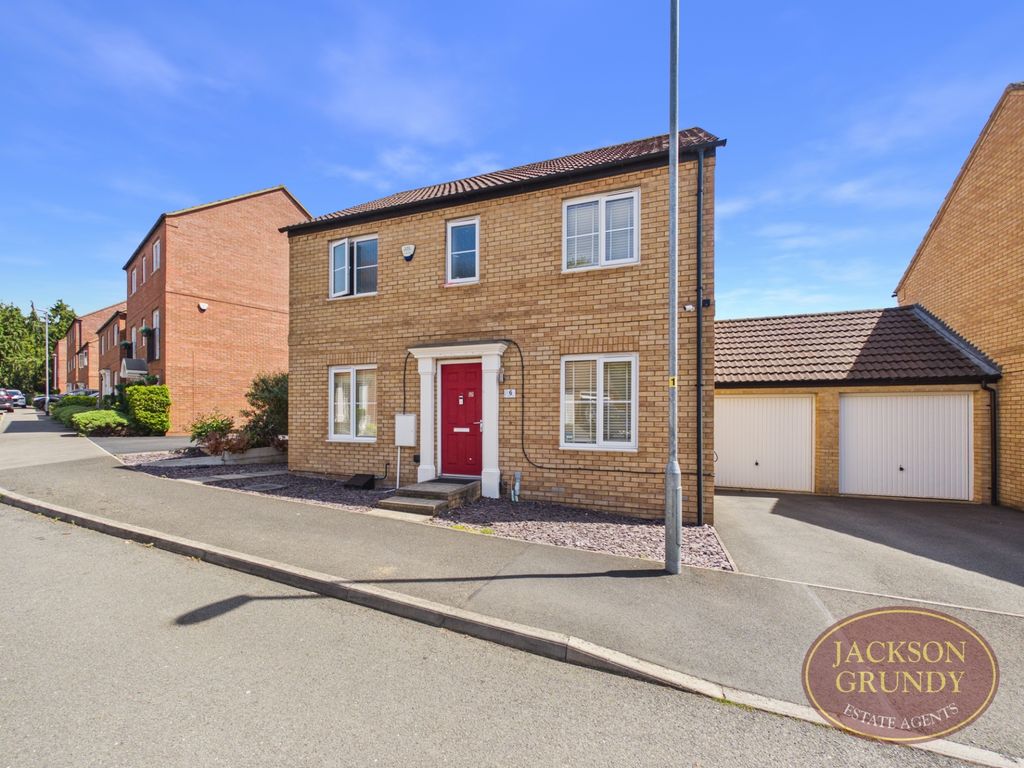 Property photo 1 of 20 Hedgerow Lane