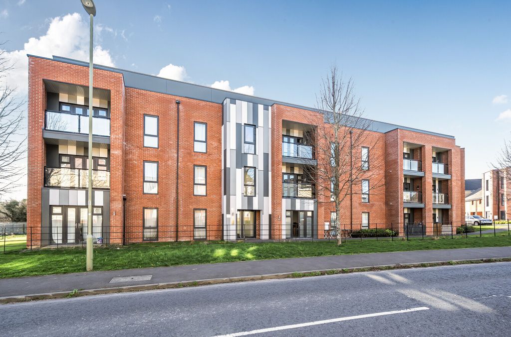 Property photo 1 of 8