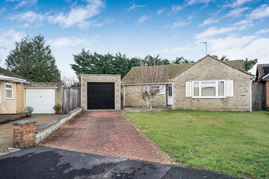 Property photo 1 of 19 4_72112.Jpg