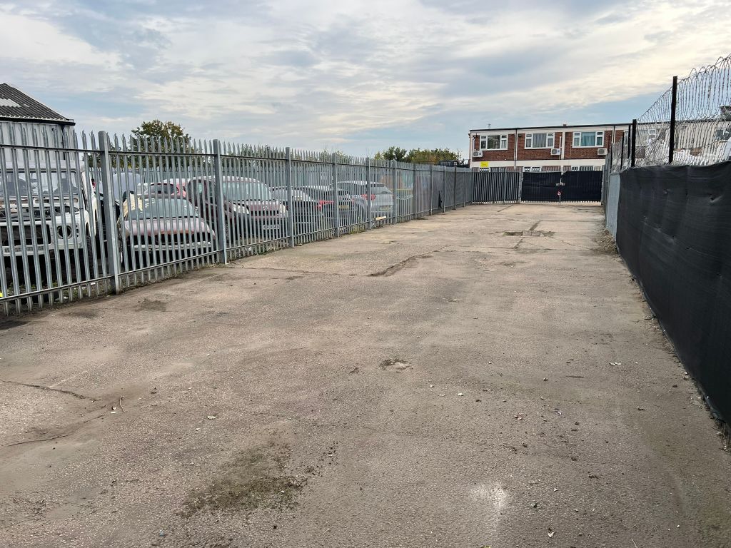 Property photo 2 of 3