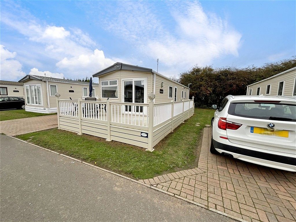 Property photo 2 of 7 Front Elevation