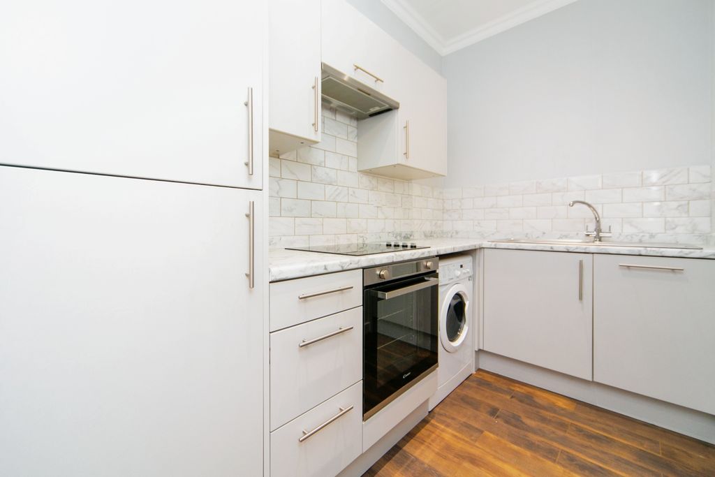 Property photo 1 of 17 Photography