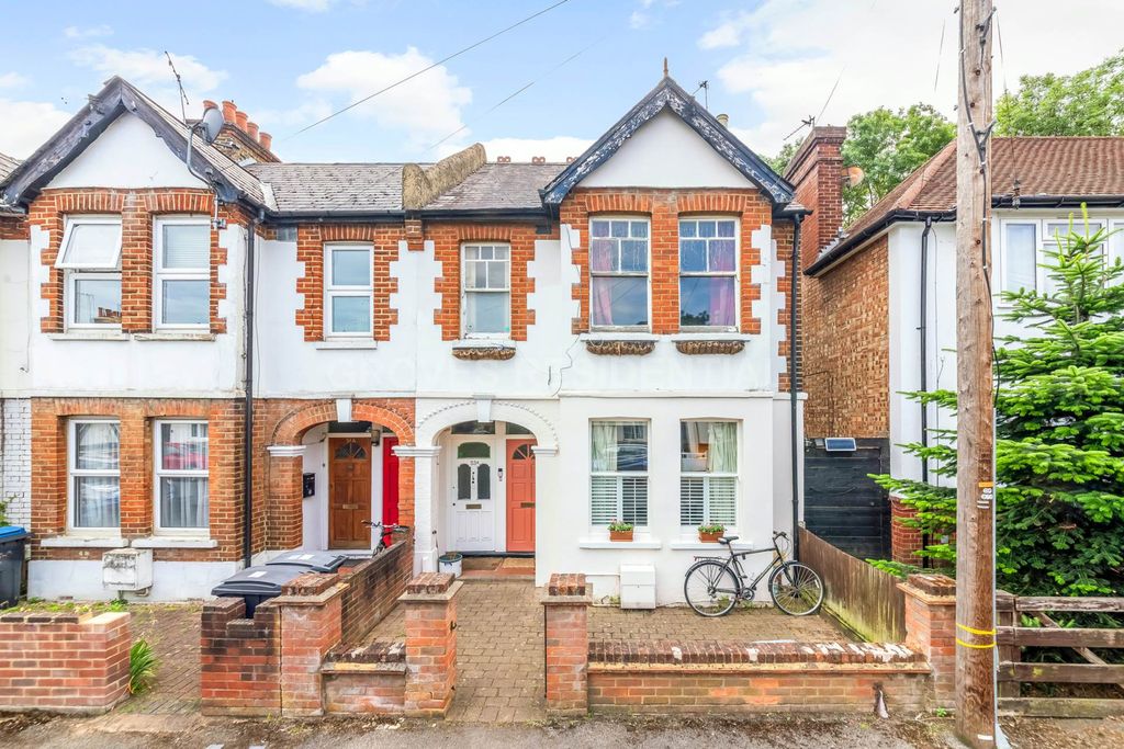 Property photo 1 of 11