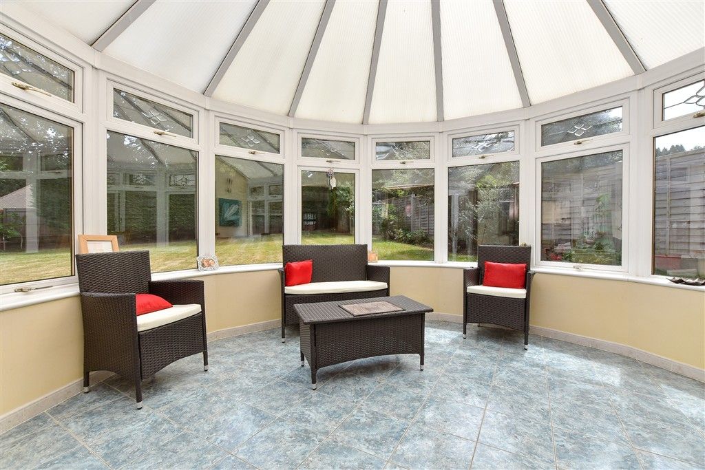Property photo 3 of 16 Conservatory