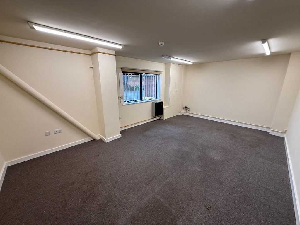 Property photo 3 of 5 Photo 2