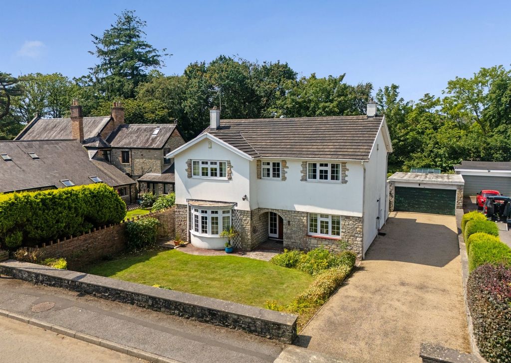Property photo 1 of 47