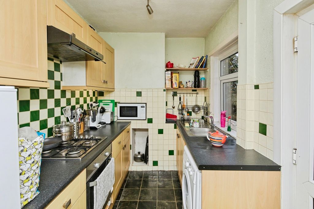 Property photo 2 of 13 Photo