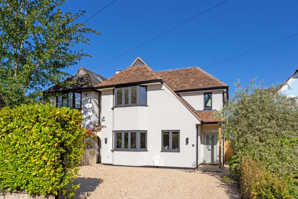Property photo 1 of 12 External