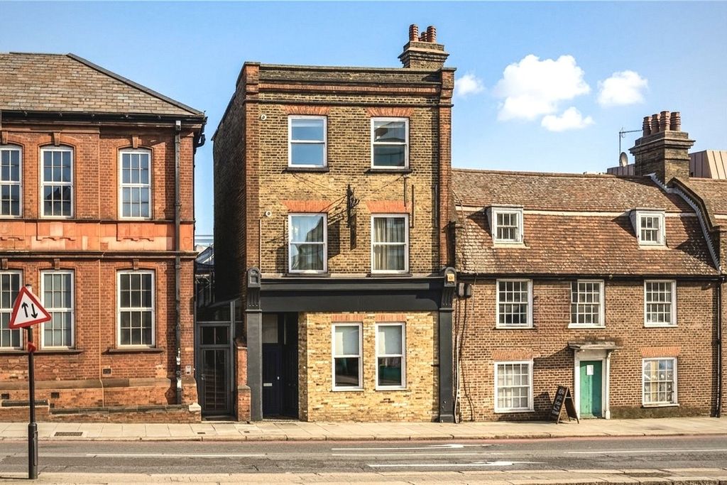 Property photo 2 of 11 Picture No. 19