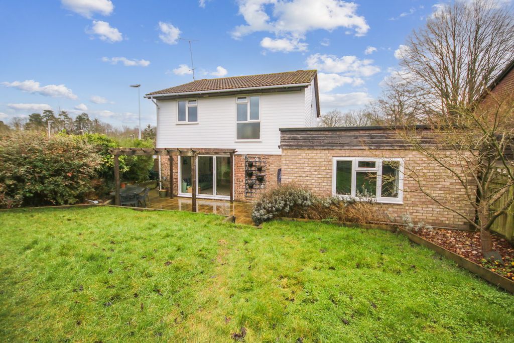 Property photo 2 of 18