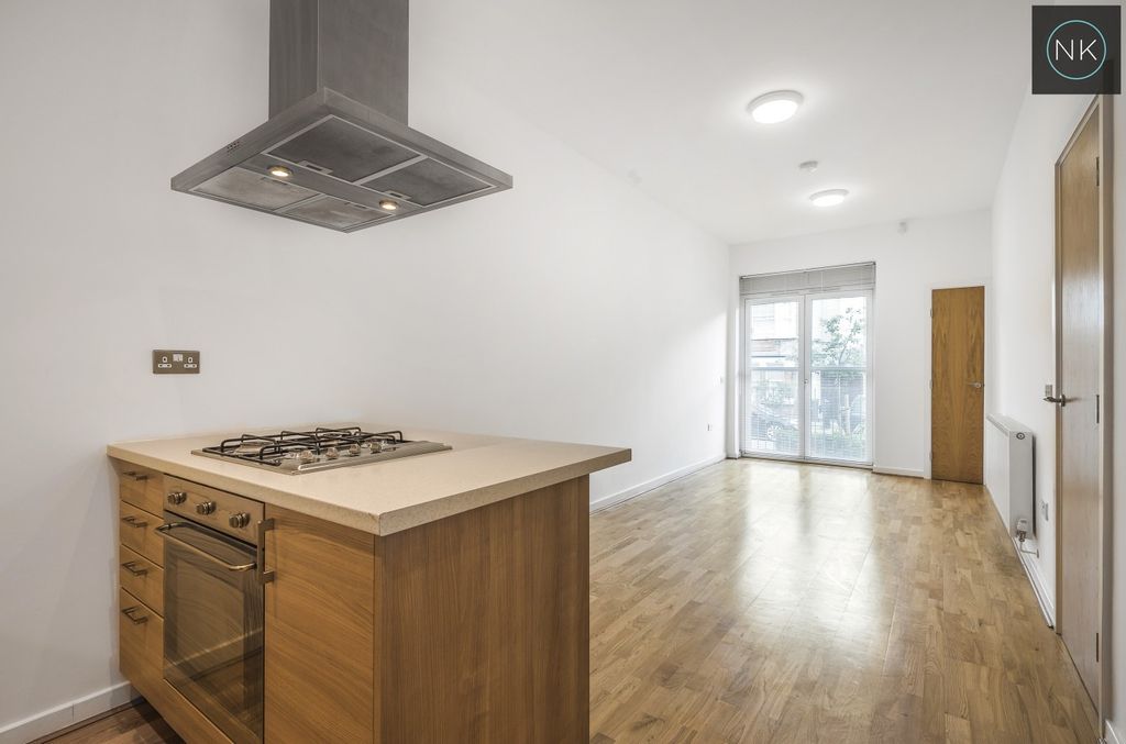 Property photo 3 of 15 5100873