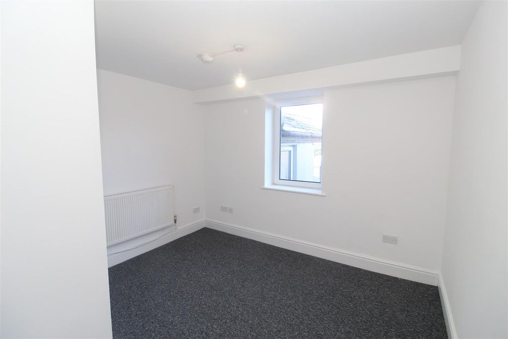Property photo 2 of 10 Img_0570.Jpg