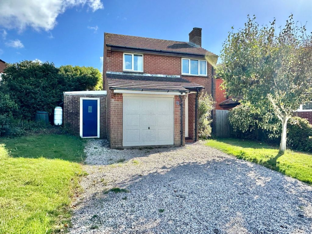 Property photo 1 of 16 Aaf6Cdf5-8E8d-44Fd-988F-394Dcf0c6A3B