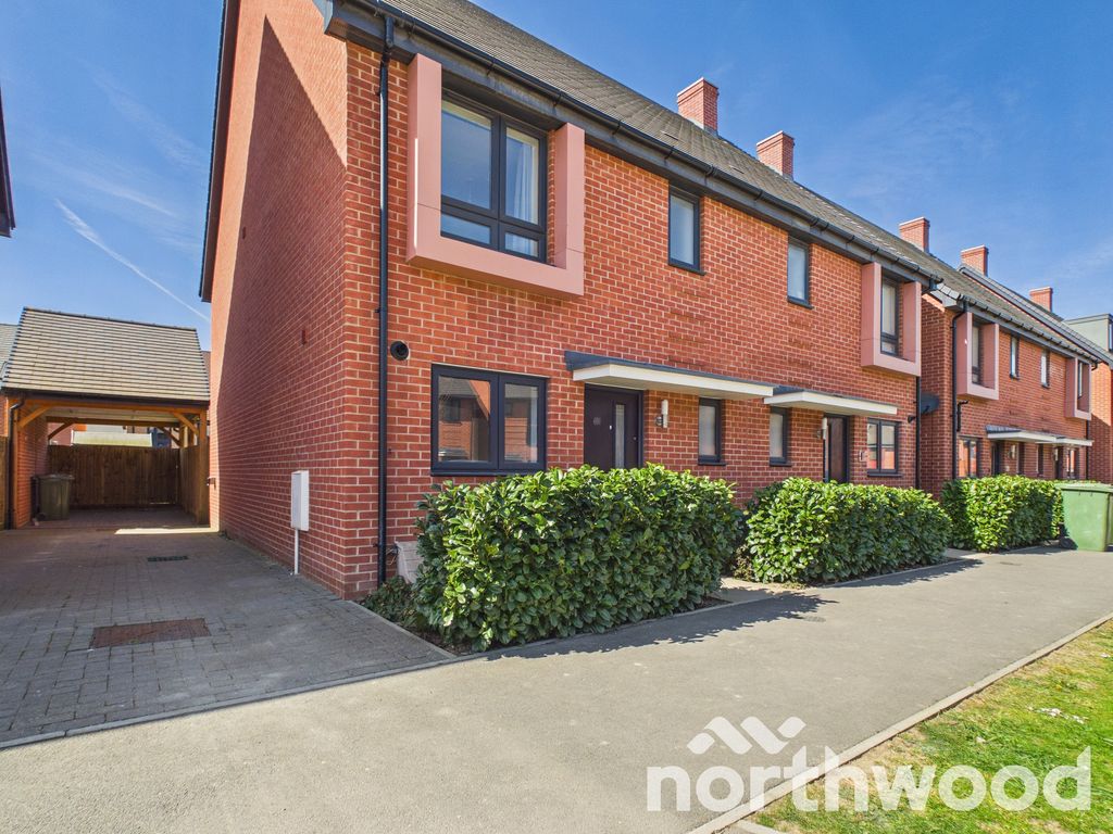 Property photo 1 of 32