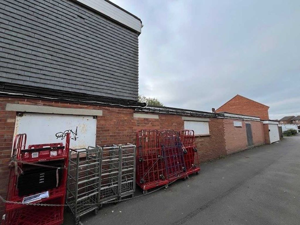 Property photo 2 of 11