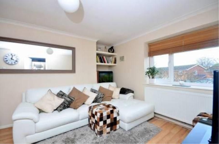 Property photo 2 of 5