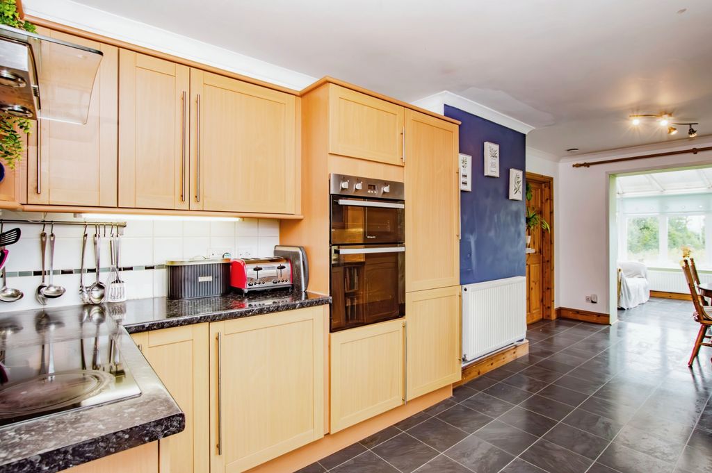 Property photo 3 of 17 Photography