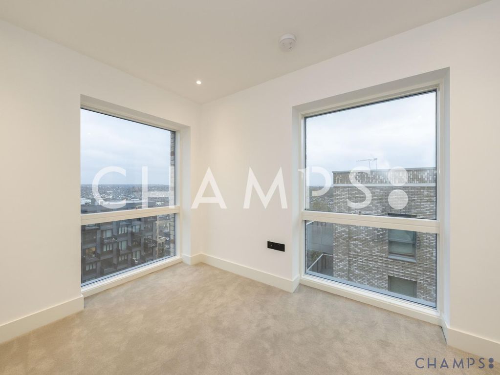 Property photo 3 of 7 Gallery