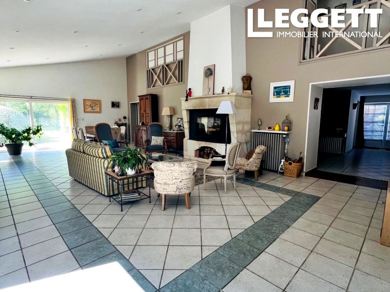 Property photo 2 of 10