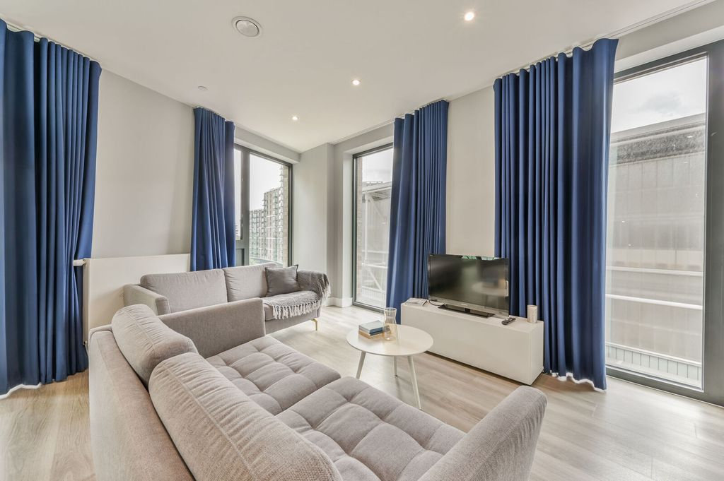 Property photo 1 of 56