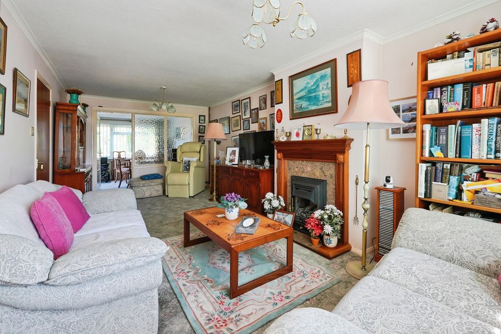 Property photo 2 of 20 Pbox-Img.Jpg