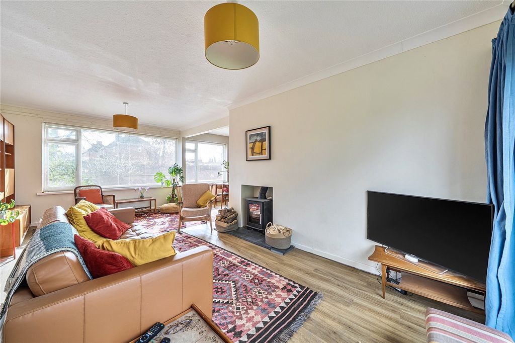 Property photo 3 of 13 Picture No. 18