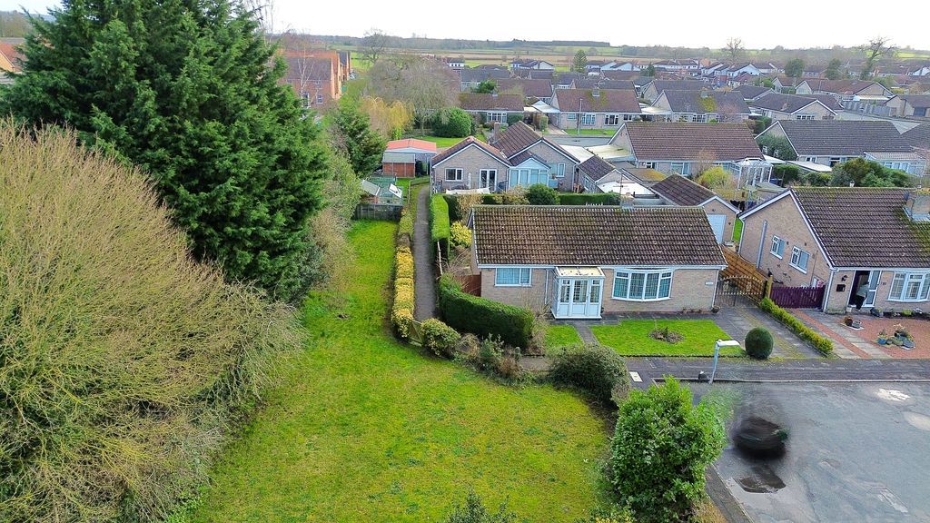 Property photo 3 of 12 Photo 16