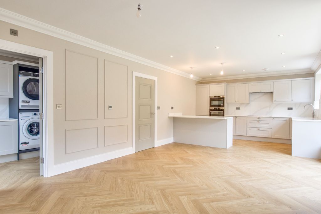 Property photo 2 of 23 Dsc_0211-Dsc_0213