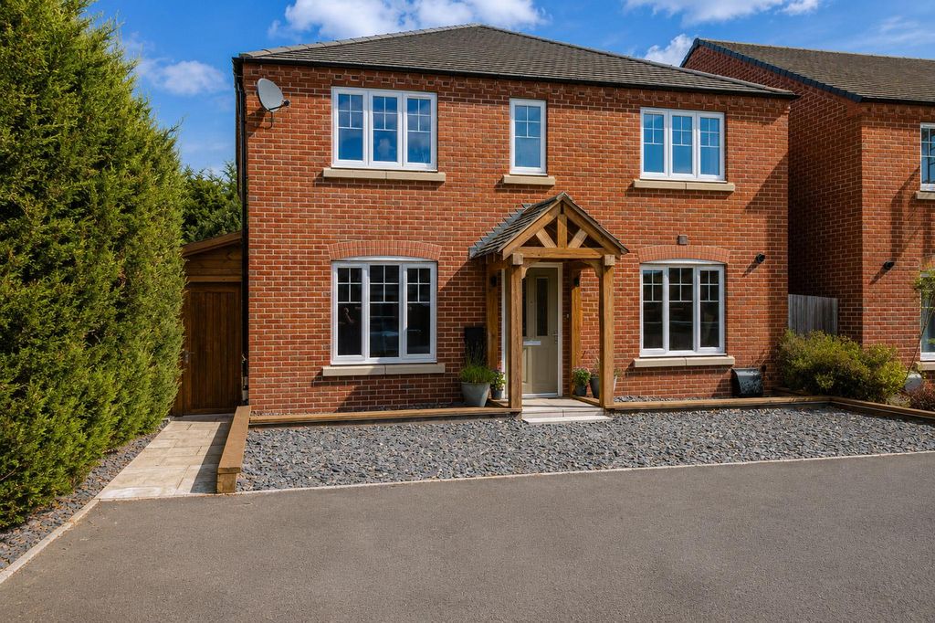 Property photo 1 of 36