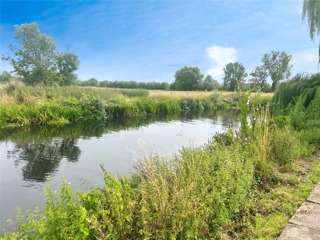 Property photo 2 of 19 River View