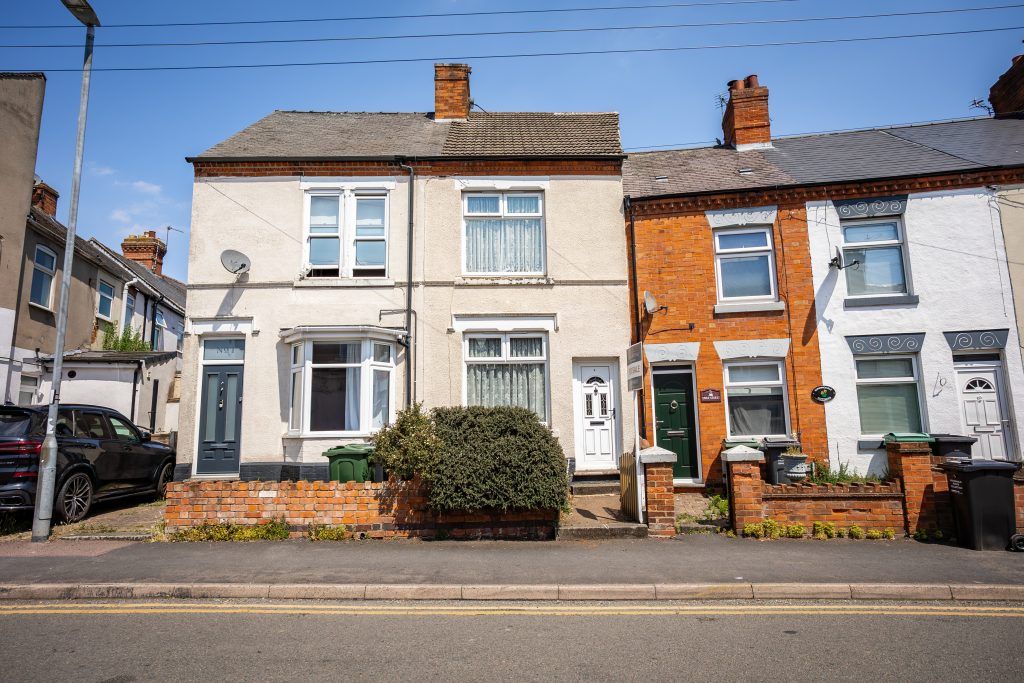Property photo 1 of 24