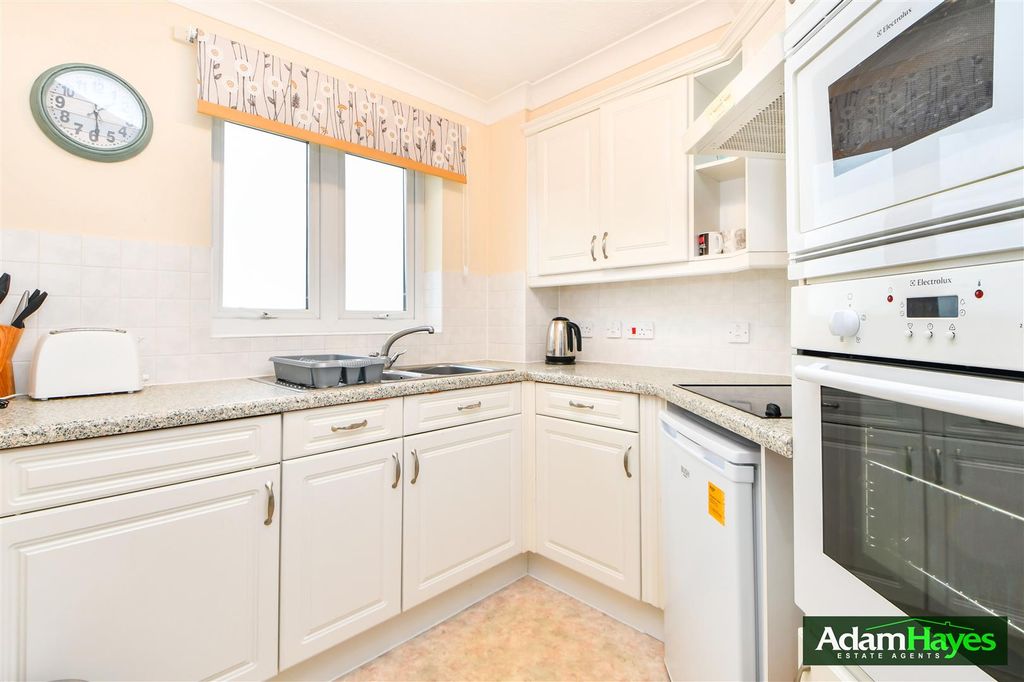 Property photo 3 of 6 Dsc_5281.Jpg