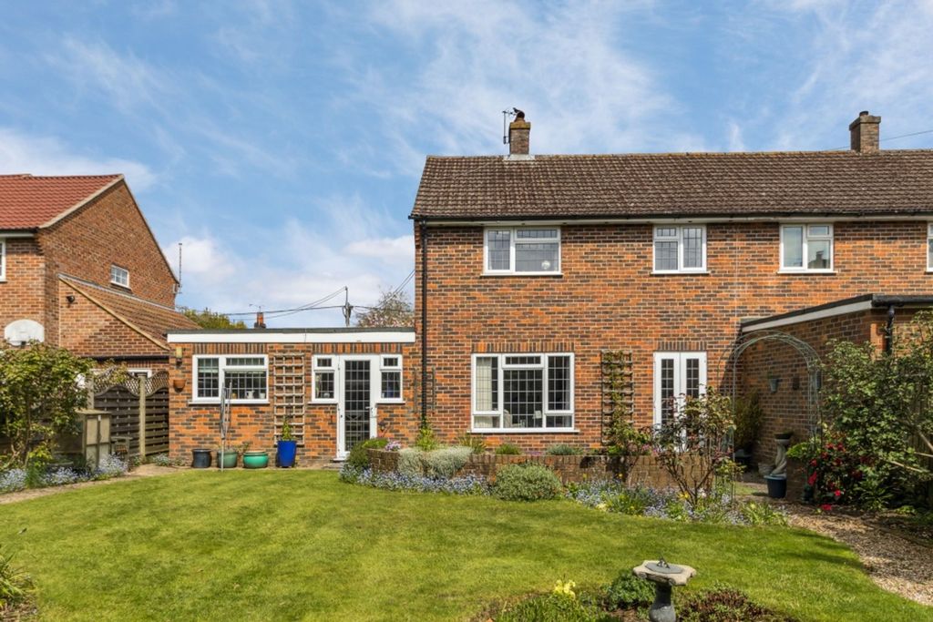 Property photo 2 of 10