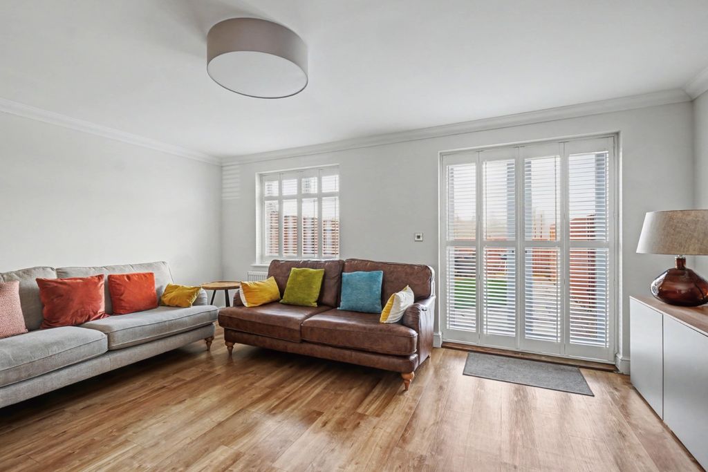 Property photo 2 of 20 1667965