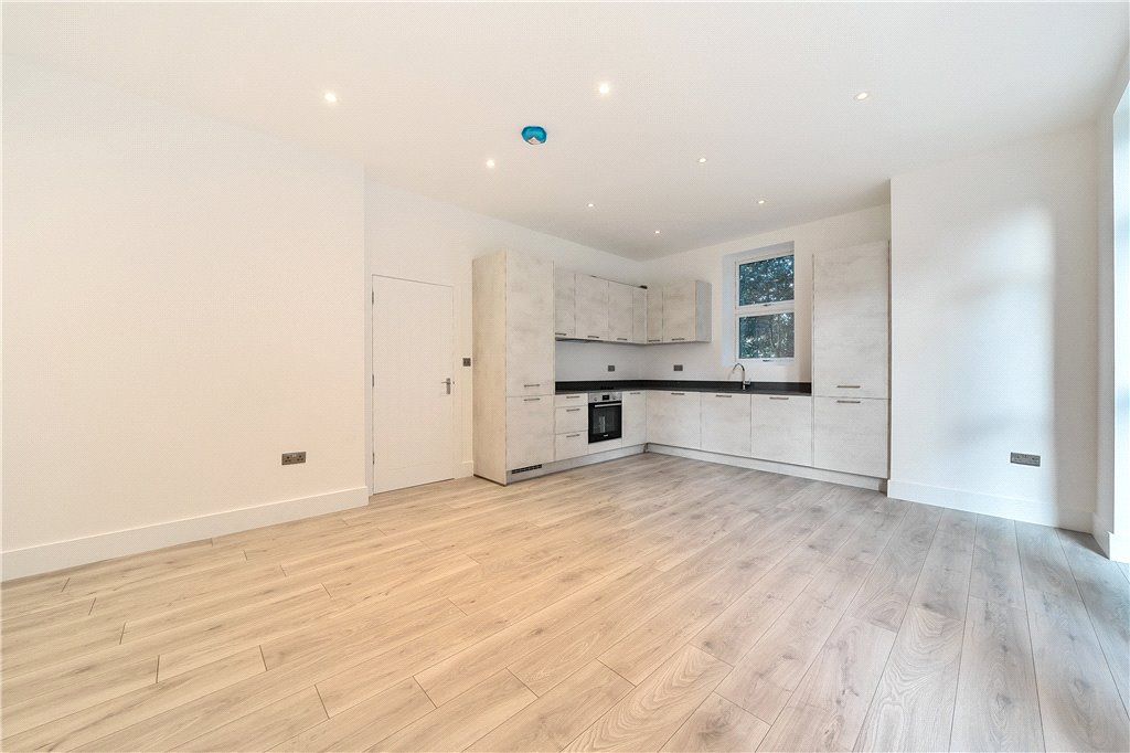 Property photo 2 of 16 Picture No. 04