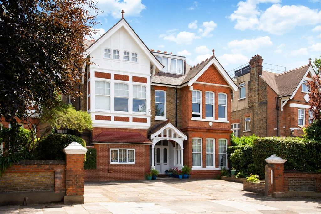 Property photo 1 of 6
