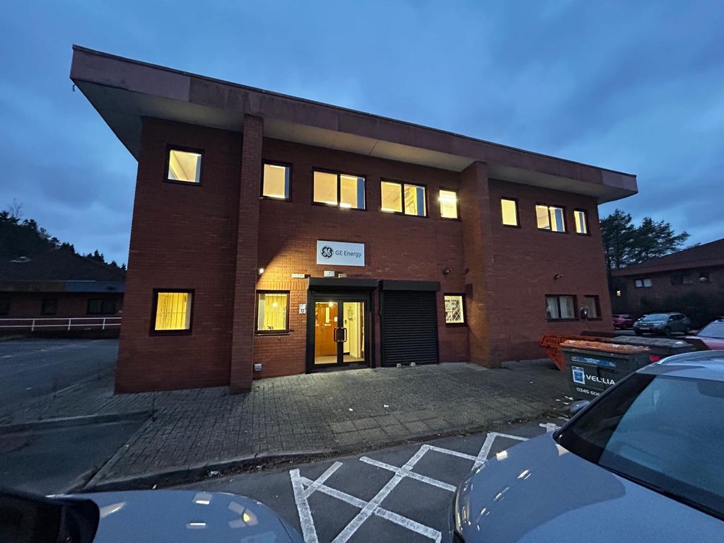 Property photo 1 of 9