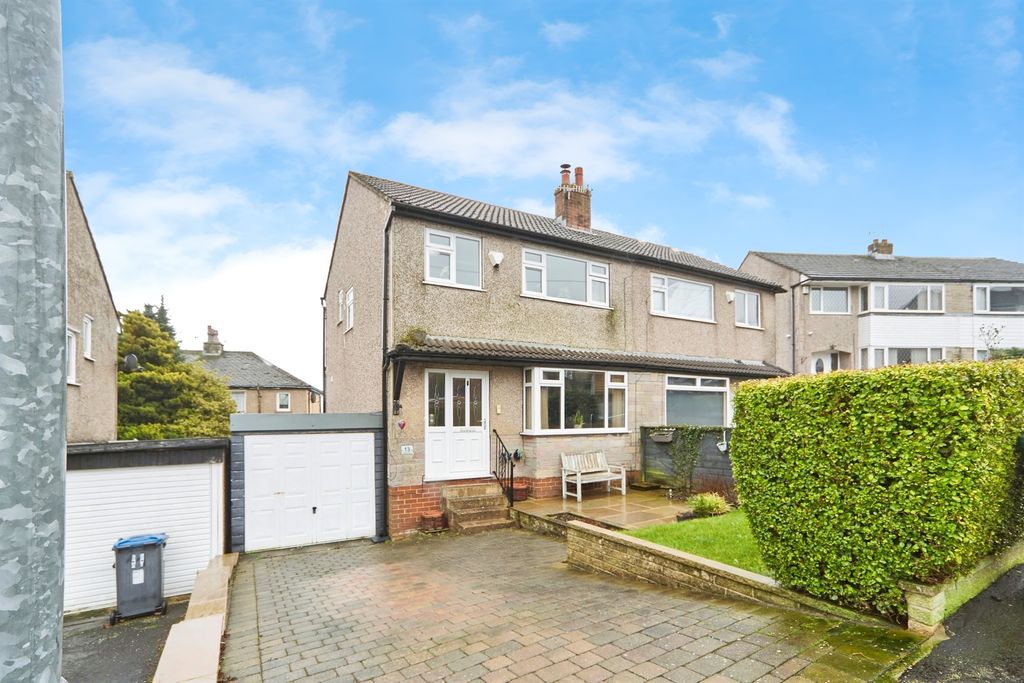 Property photo 1 of 21